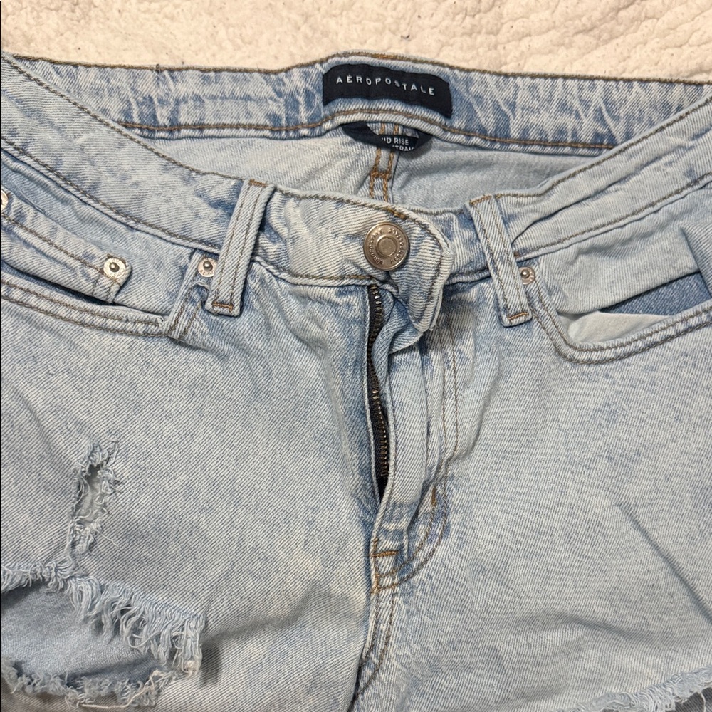 Aeropostale Light Blue High-Rise Distressed Jeans